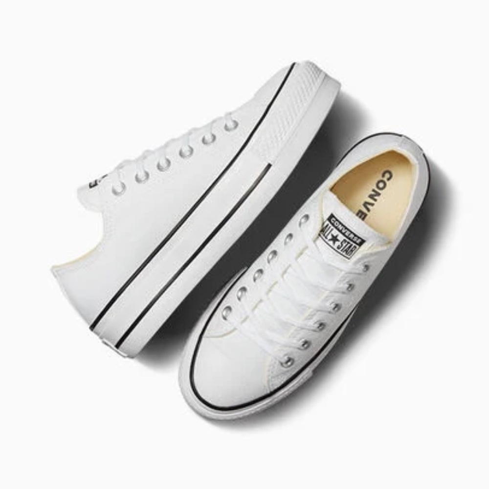 Converse Chuck Taylor “All Star” (7 Women’s US) White Platform Canvas Sneakers